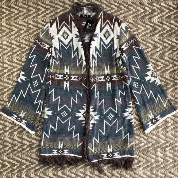 Blue B Collection size large long line knit bell sleeve cardigan - Picture 1 of 14